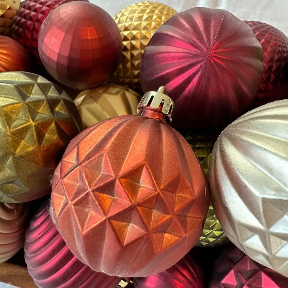 30ct Textured Gold, Silver, Green, Maroon and Rust Ornaments